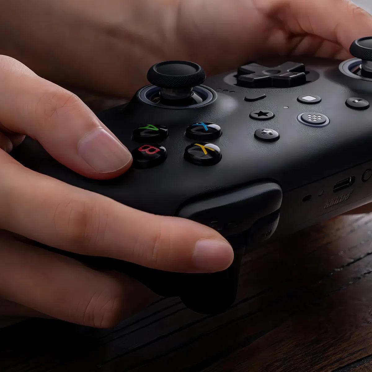 Controle sem Fio 8bitdo Ultimate 2 Wireless com Dock Cor preto (novo com caixa aberta)