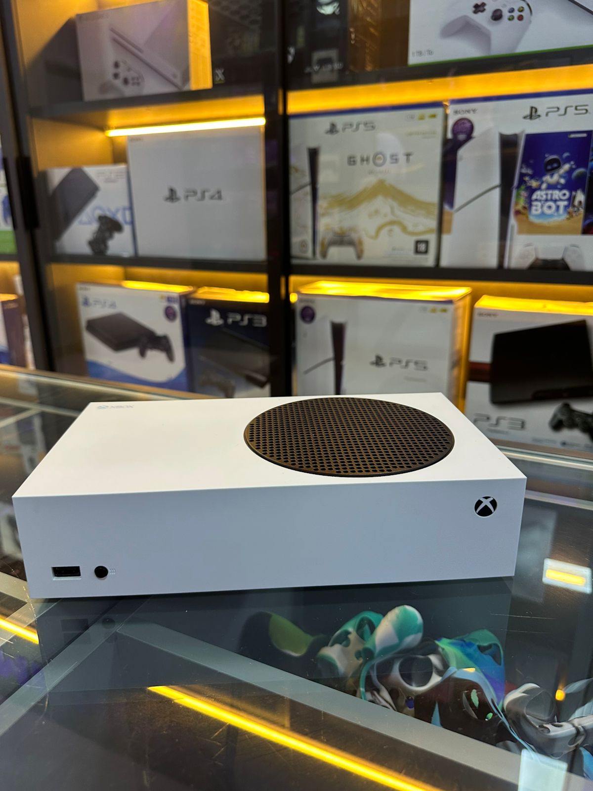 Xbox series s 512gb semi novo com caixa * foto ilustrativa*