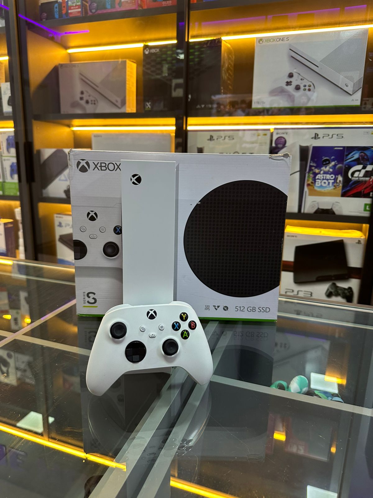 Xbox series s 512gb semi novo com caixa * foto ilustrativa*